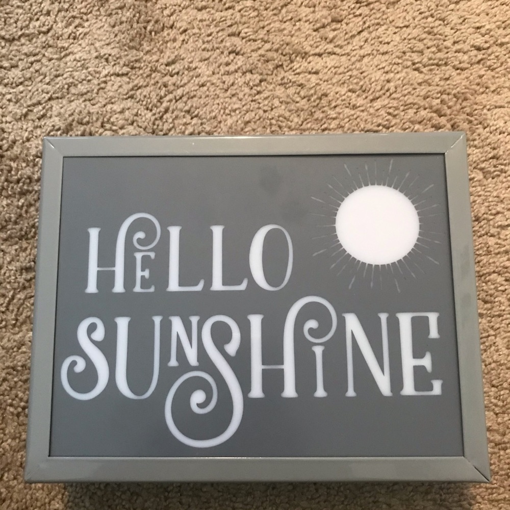 cute “hello sunshine” light up box
